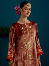 Dull Pink Velvet notched neck kurta