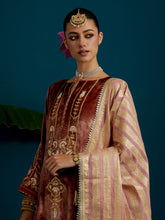 Pink striped dupatta