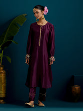 Purple round hem kurta with back motif