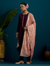 Pink striped dupatta