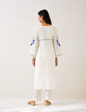 Off White embroidered kurta with plackett