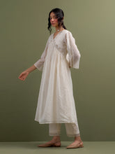 Ivory Mul Chanderi gather Kurta, pant and dupatta set with cotton sleeveless inner kurta