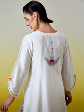 Notched neck kurta