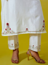 Notched neck kurta with pant