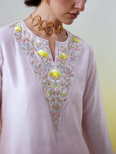 Notched neck kurta with pant