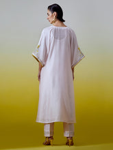Kaftan style kurta with pant