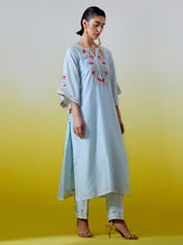 Kaftan style kurta with pant