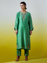 Notched neck kurta