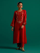 Red hand embroidered silk chanderi kurta set with green chanderi dupatta