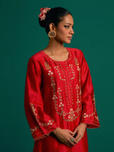 Red hand embroidered silk chanderi kurta set with green chanderi dupatta