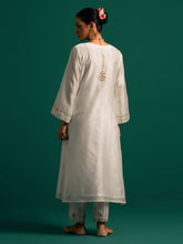 Off White embroidered yoke kurta