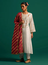 Dark Pink chanderi jacquard dupatta