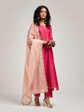 Zari motifs dupatta with lace