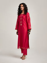 Embroidered kurta with scalloped hem