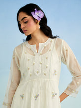 Ivory gather kurta with pant and dupatta