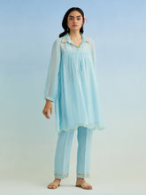 Blue short collar kurta and pant