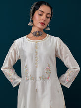 All over motifs yoke kurta