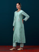 All over motifs yoke kurta with pant