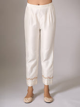 Off White floral V neck kurta set with dupatta