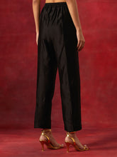 Black round hem kurta set