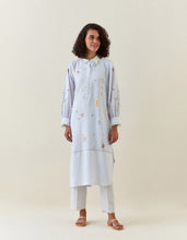 Lavender botanical print cotton linen kurta with scalloped net collar