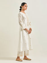 Off white hand embroidered kurta set