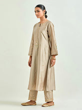 Brown hand embroidered kurta set