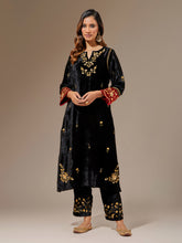 Black velvet hand embroidered contrast sleeve kurta