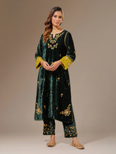 Green velvet palazzo with embroidery