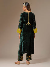 Green velvet hand embroidered contrast sleeve kurta