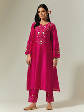 Fuchsia Silk Chanderi hand embroidered kurta