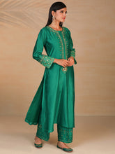 Green hand embroidered silk chanderi kurta