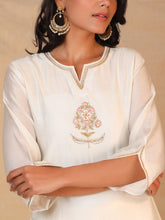 Off White hand embroidered silk chanderi kurta