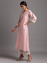 Pink silk chanderi kurta with embroidery