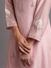 Pink silk chanderi kurta with embroidery