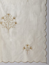 Off white silk chanderi scalloped dupatta with zari embroidered floral motifs