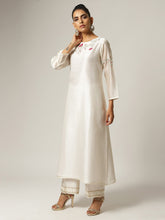 Ivory Silk chanderi kurta with hand embroidery
