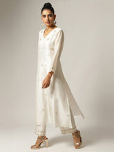 Ivory Silk chanderi kurta with hand embroidery