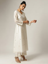Ivory Silk chanderi kurta with hand embroidery