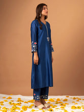 Blue Silk chanderi kurta with scallop sleeves