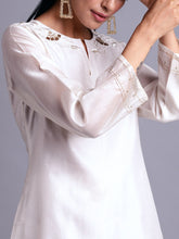 Off white silk chanderi kurta with embroidery