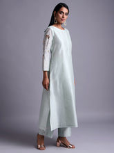 Pastel green silk chanderi kurta with embroidery