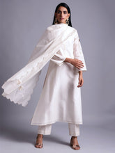 Off white silk chanderi kurta with embroidery