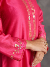 Fuchsia Silk chanderi kurta with hand embroidery