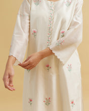 Off white silk chanderi embroidered kurta