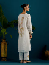 Off White round hem kurta with back motif and pant set