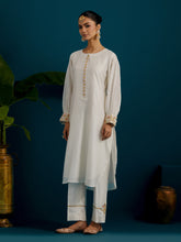 Off White round hem kurta with back motif and pant set