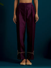 Purple round hem kurta with back motif and pant set