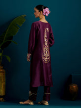 Purple round hem kurta with back motif