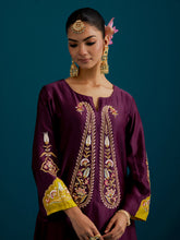 Purple paisley yoke kurta